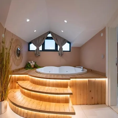Villa Bling Excellence - Macthless With Indoor Swimpool In Hisaroenue Fethiye