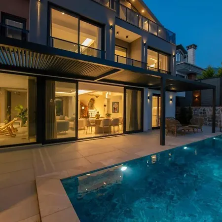 Bling Excellence - Macthless With Indoor Swimpool In Hisaroenue Villa Fethiye