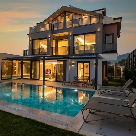 Bling Excellence - Macthless With Indoor Swimpool In Hisaroenue * Fethiye